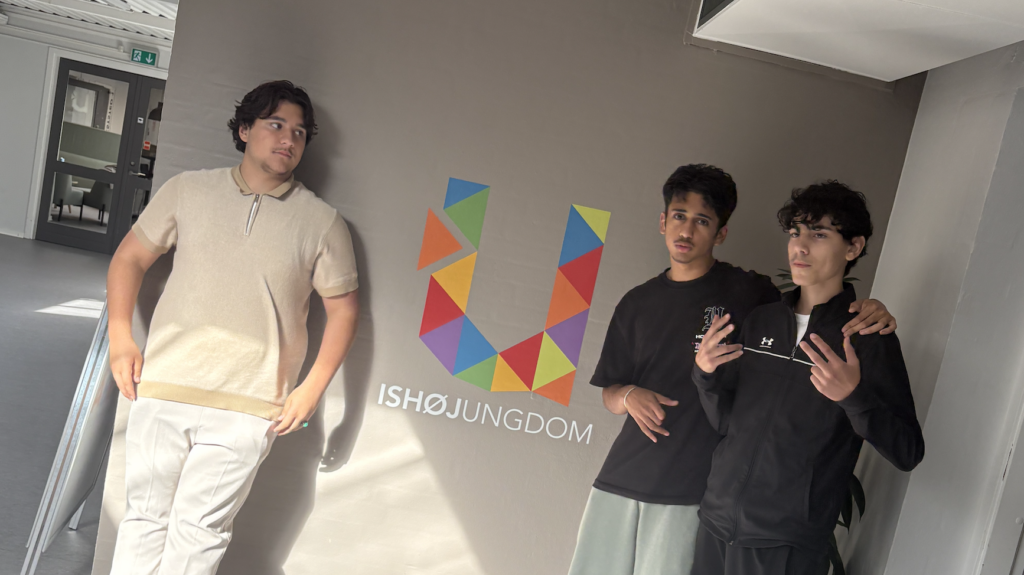 Meet Karti Sharma and Yusuf Ocalan, two young podcasters from Ishøj who are getting ready to put the people and stories of Vestegnen behind the microphone.